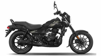 bajaj avenger 220 street launch soon 160 street axed details