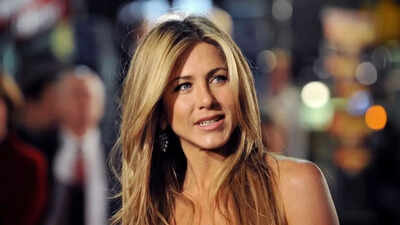 quote of the day by jennifer aniston theres nothing to worry about youve got to live an experience you can undo a lot of things